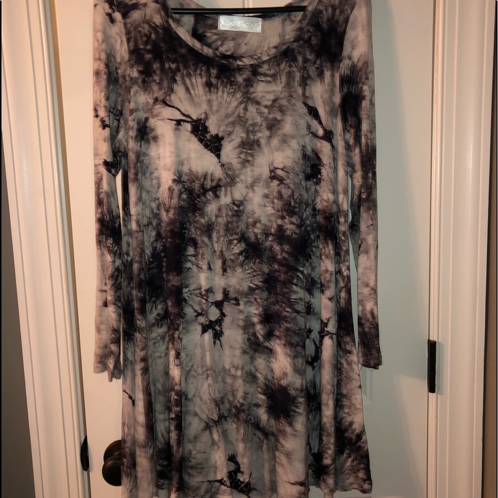 Long sleeve dress